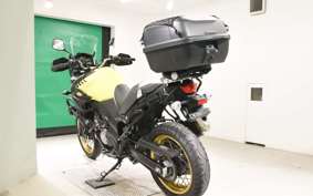 SUZUKI Vｽﾄﾛｰﾑ650XTA 2017