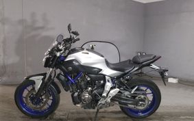 YAMAHA MT-07 2015 RM07J