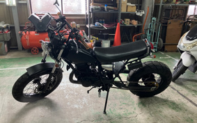YAMAHA TW225 DG09J