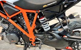 KTM 1290 SUPER DUKE R 2020 V3940