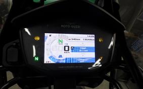 MOTO GUZZI V85 TT 2022