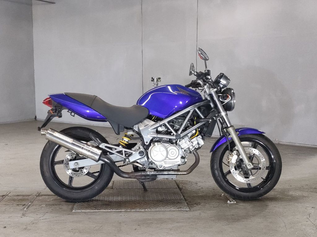 Фото Honda VTR 250 2005 с японского аукциона