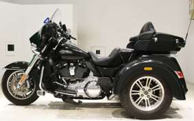 HARLEY FLHTCUTG TRIKE 1750 2017