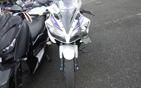 YAMAHA YZF-R15