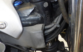 SUZUKI GSR250