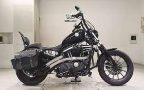 HARLEY XL883N 2013