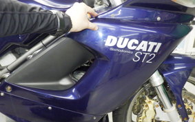 DUCATI ST2 2003