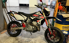SUZUKI DR-Z400SM 2007 SK44A