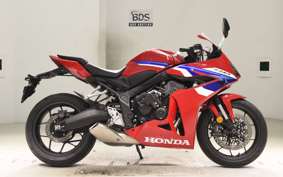 HONDA CBR650R E-Clutch 2025 RH17