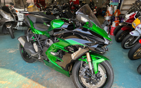 KAWASAKI NINJA H2 SX SE 2018 ZXT02A