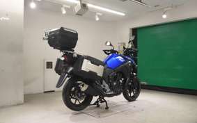 SUZUKI Vｽﾄﾛｰﾑ250 2015