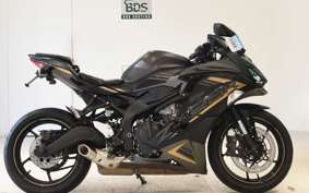 KAWASAKI ZX-25R ZX250E