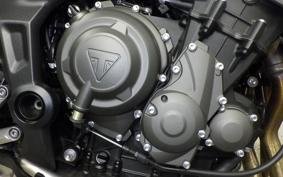 TRIUMPH TRIDENT 660 2023