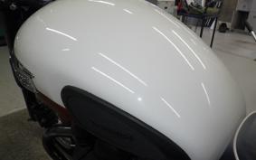 TRIUMPH BONNEVILLE T100 2013