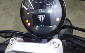 TRIUMPH TRIDENT 660 2025