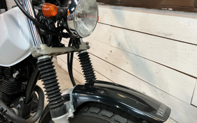 YAMAHA TW225 DG09J