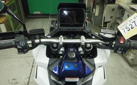 HONDA X-ADV 750 2026 RH21