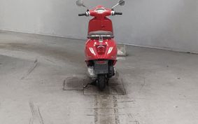 VESPA PRIMA BEIGE RA125 M8210