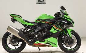 KAWASAKI ZX-4RR ZX400P