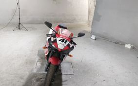 YAMAHA YZF-R6 2004 RJ05