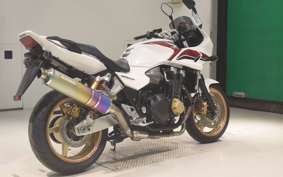 HONDA CB1300SB SUPER BOLDOR A 2013 SC54