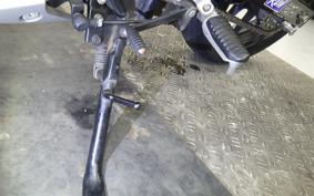 SUZUKI ｼﾞｸｻｰ250 2002 ED22B