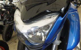 SUZUKI GSR250