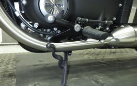 TRIUMPH BONNEVILLE BOBBER 2023