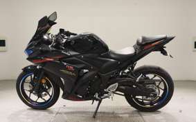 YAMAHA YZF-R25 A 2023 RG10J