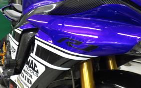 YAMAHA YZF-R1 2019
