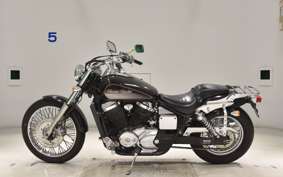 HONDA SHADOW 750 SLASHER 2003 RC48