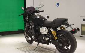 YAMAHA XJR1300 C 2017