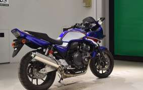 HONDA CB400 SUPER BOLDOR A 2022 NC42