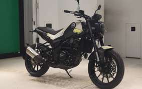 BENELLI レオンチーノ250 2012
