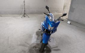SUZUKI GSR250S GJ55D