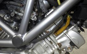 HONDA VTR 250 MC33