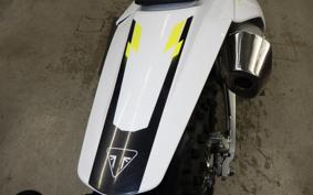 TRIUMPH TF250-E 2014
