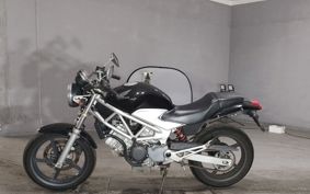 HONDA VTR 250 MC33