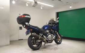 SUZUKI BANDIT 1200 2001 GV77A
