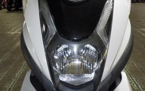YAMAHA TRICITY 125 1984 SE82J