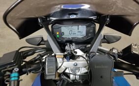 BMW G310R 0G01