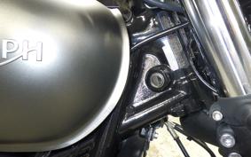TRIUMPH BONNEVILLE BOBBER 2022
