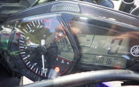 YAMAHA YZF-R25