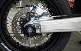 KTM 690 SMC R 2025