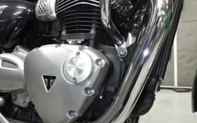 TRIUMPH BONNEVILLE T100 2020