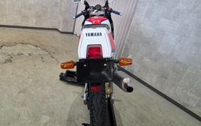 YAMAHA FZR250 2KR