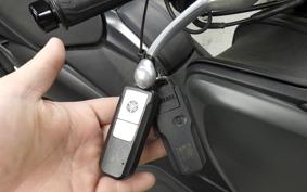 YAMAHA T-MAX 560 T 2020 SJ19J