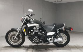 YAMAHA VMAX 2WEE
