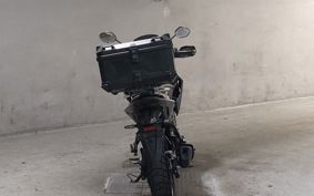 HONDA CB200X MC56