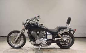 HONDA SHADOW 400 1998 NC40